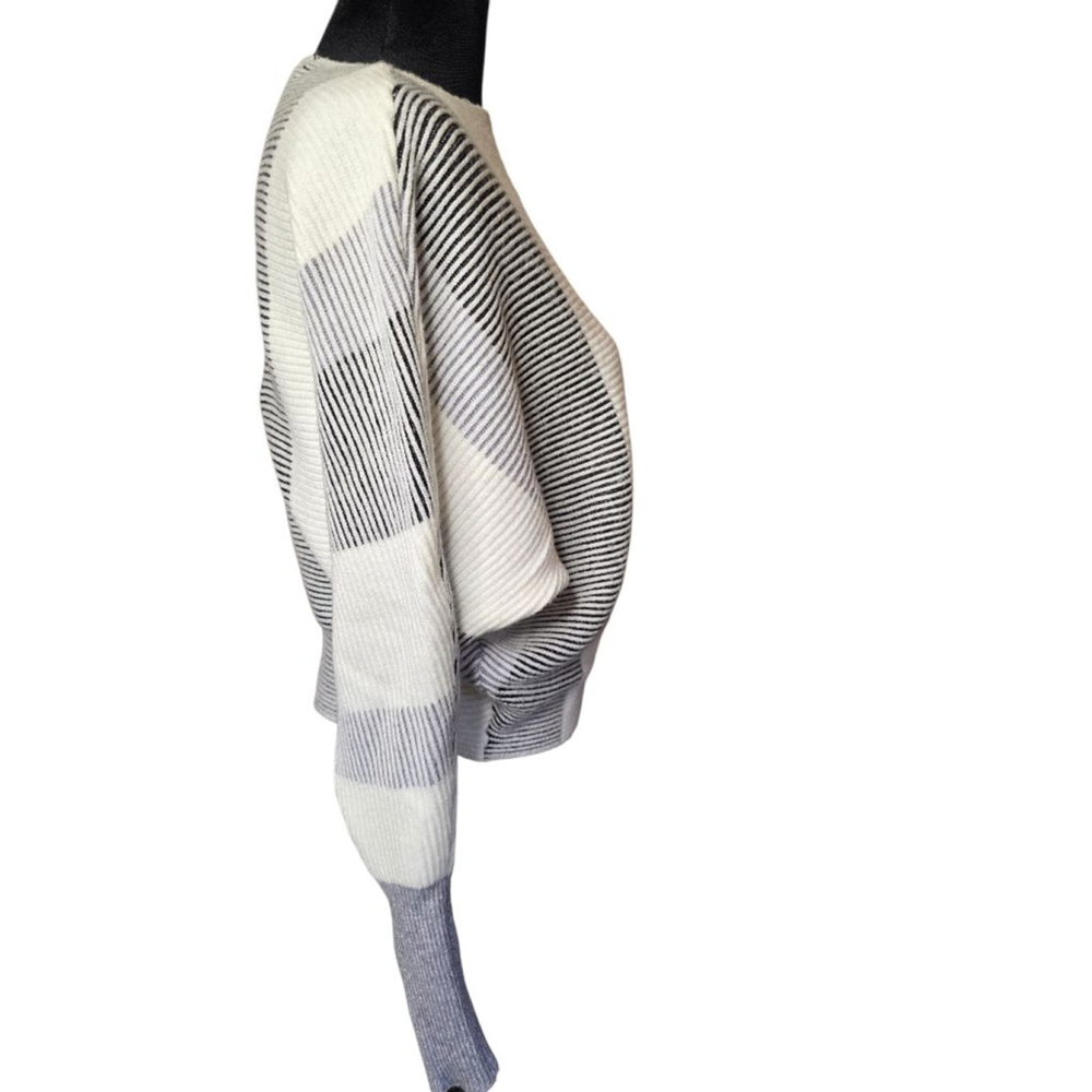 Philosophy black and white stripe boat neck, dolman sleeves soft sweater size XS - Picture 2 of 9